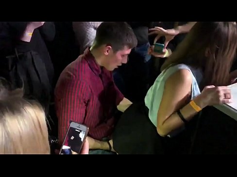 ❤️ sex tūturu i roto i te nightclub Russian. 18-tau-tawhito Russian kotiro i roto i te nono me te tara fucked i roto i te nightclub ️❌ Karekau whakaeneene i mi.pornobot.ru ❤