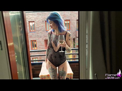 ❤️ Te kotiro tino nui e ngotea ana me te karepe me te whana i raro i te rangi tuwhera ️❌ Karekau whakaeneene i mi.pornobot.ru ❤